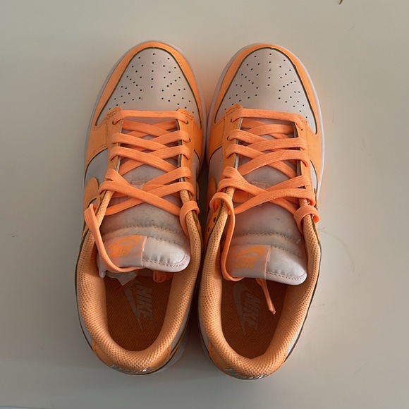 Nike dunks - Picture 2 of 4